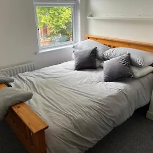  Holiday home Cheerful 2 Bedroom House With Patio And Office United Kingdom