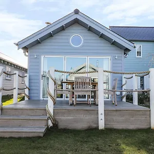  Holiday home Sea Dog United Kingdom