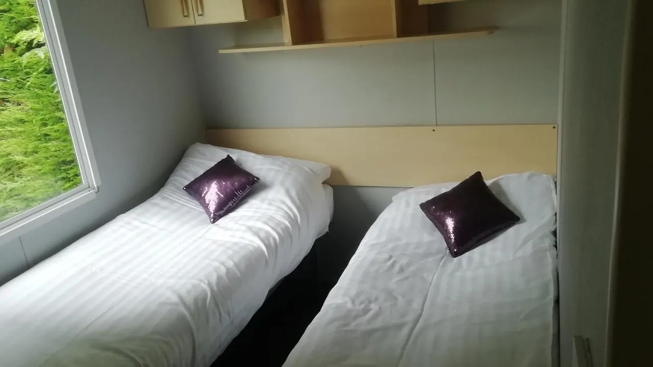 Static Caravan For Hire, Budget Friendly Edinburgh Holiday home